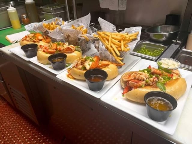Hot Lobster Roll.