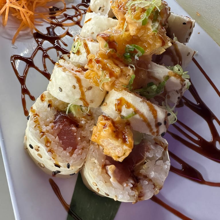 Delicious Spicy Tuna Roll