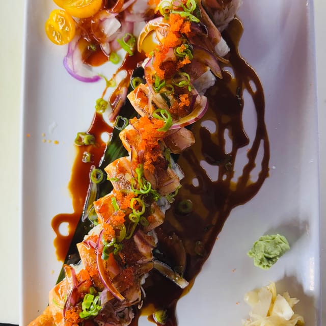 Dancing Shrimp Roll.
